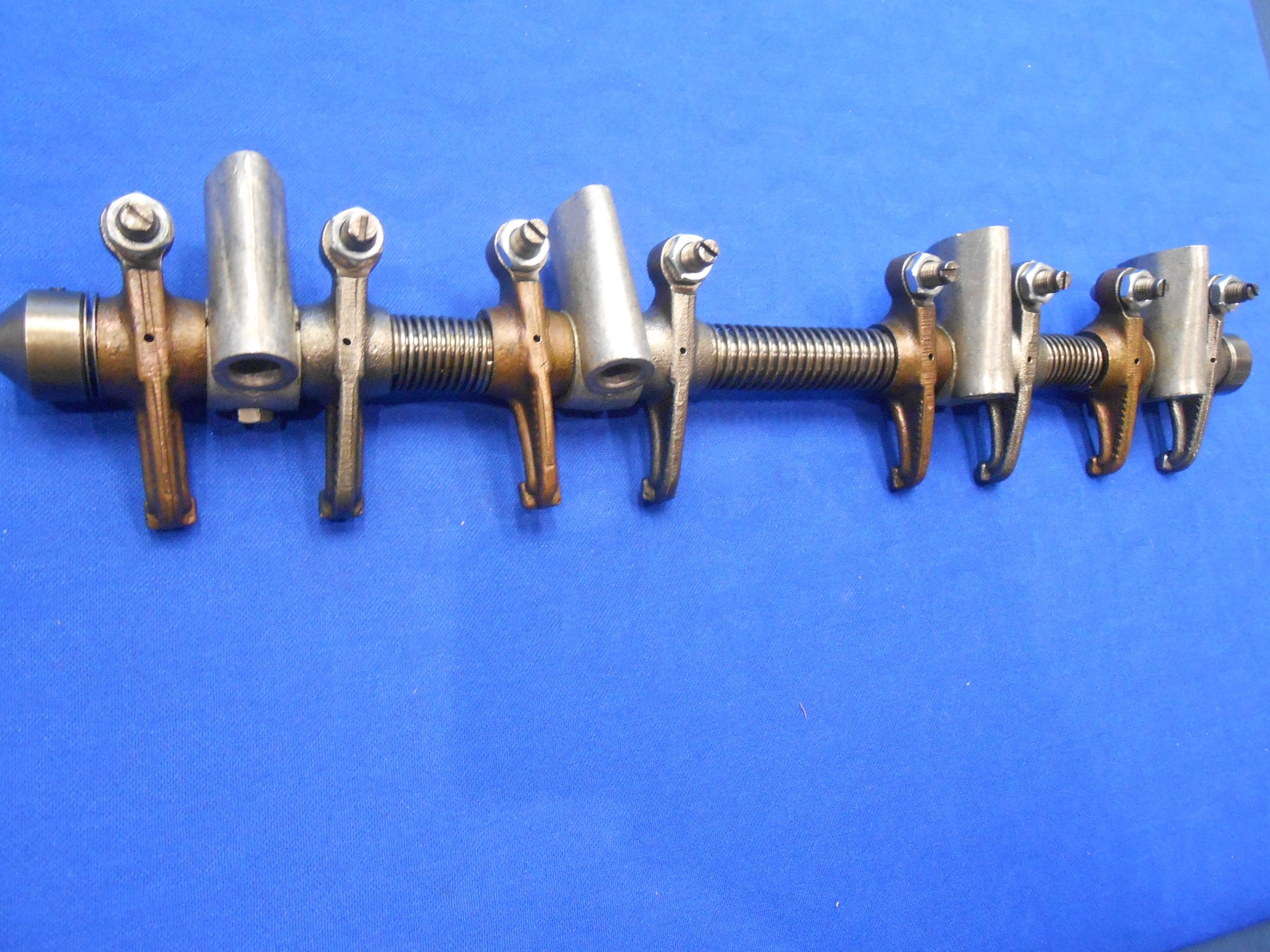 Rocker Shaft Assembly Reconditioned TR2-4A - Image 3